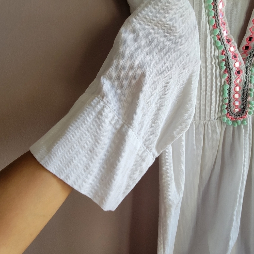 Embroidered Women’s NVELOP Embellished Cover Up- Small Indian Tunic White 3/4" - Picture 7 of 12